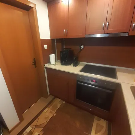 Ceco Apartman Trojan